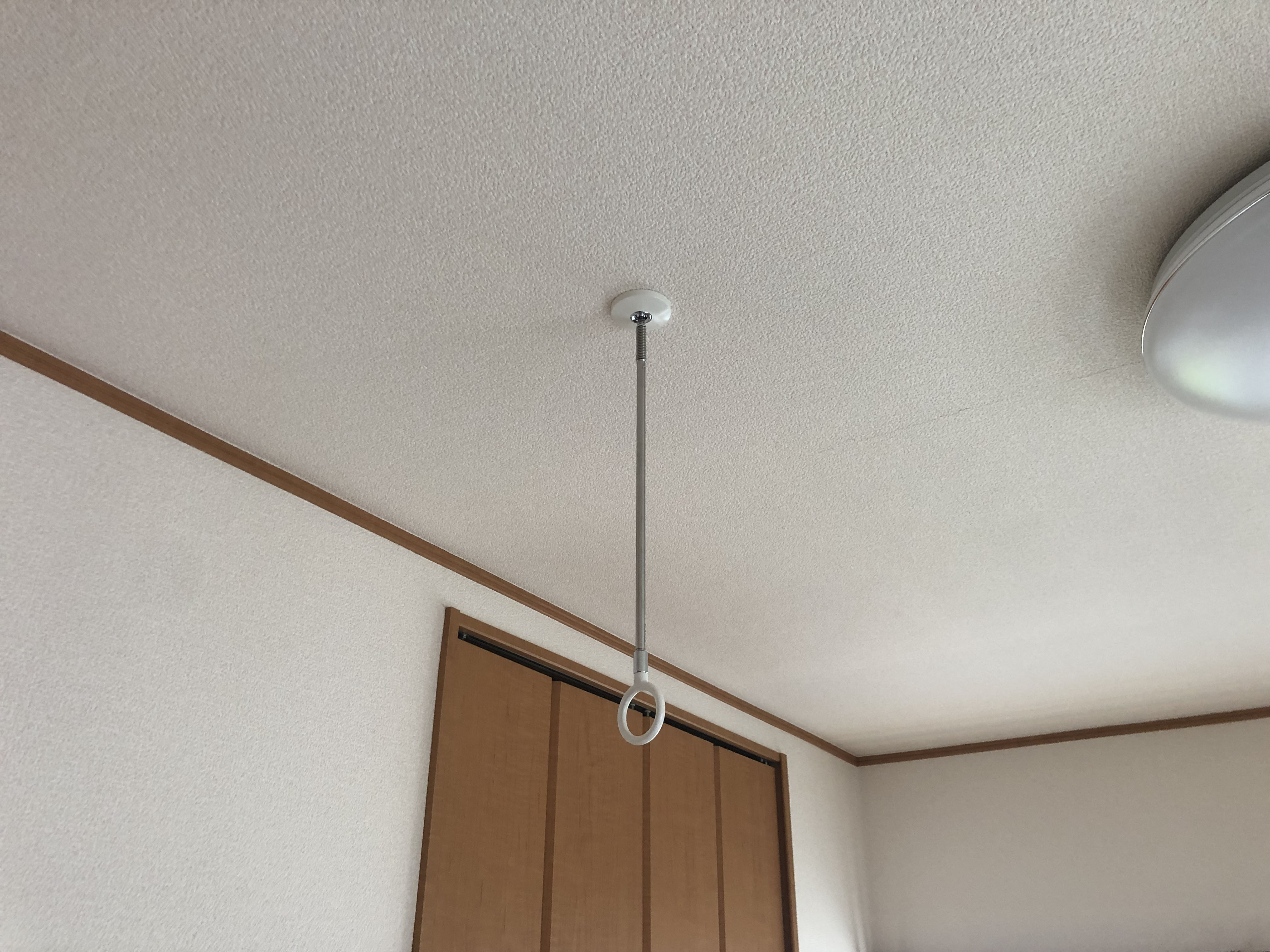 室内物干し取り付けいたします